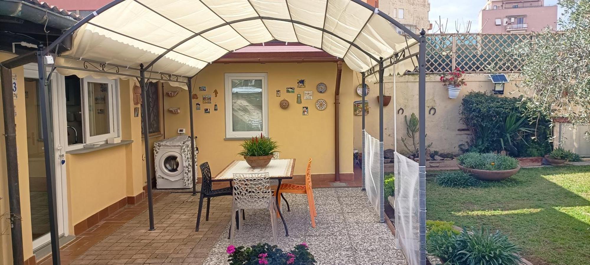 Casa In Giardino Apartment Пьомбино Екстериор снимка